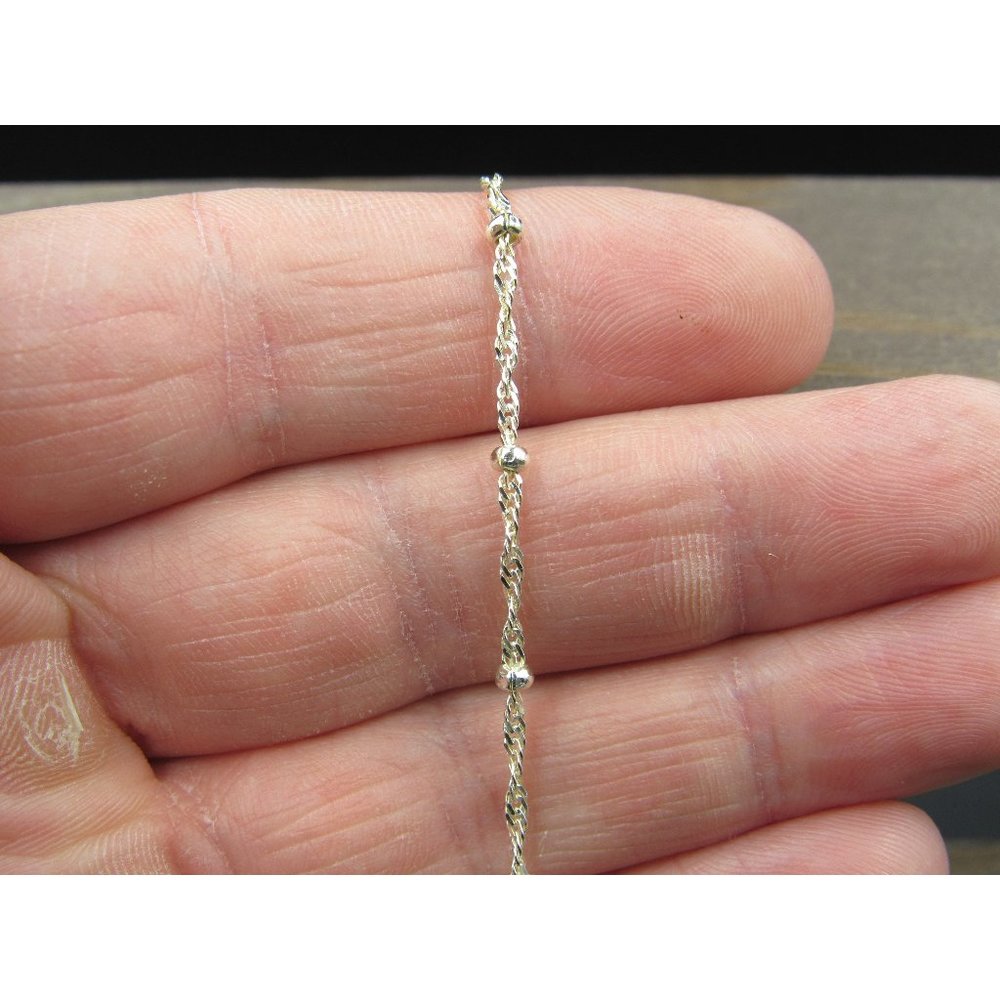 7 Inch Sterling Silver Cool Dot & Twisting Chain Bracelet